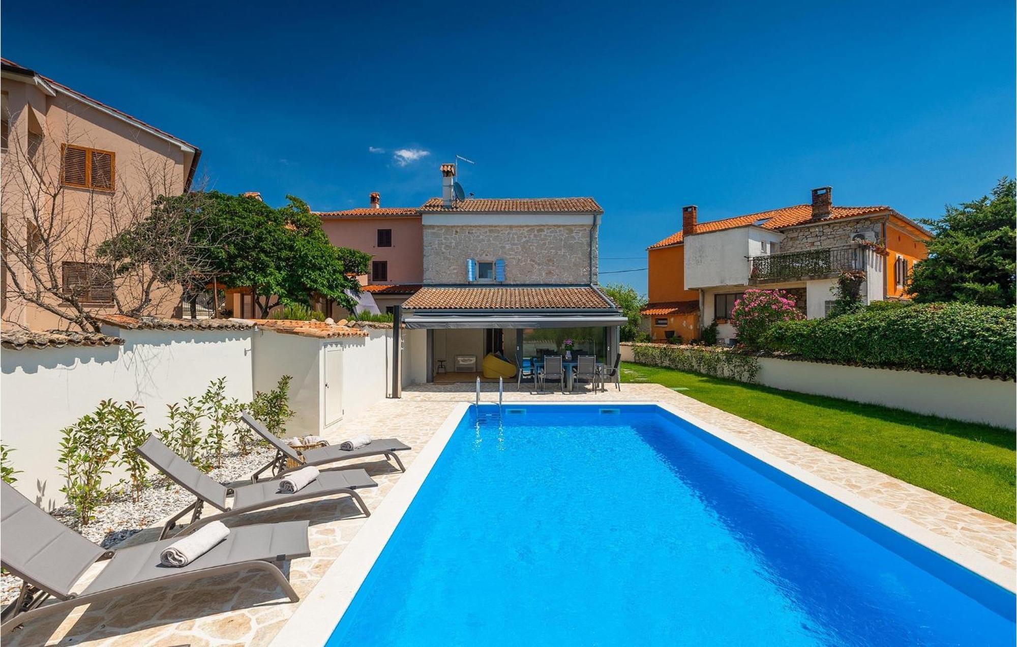 Casa Lampadina *